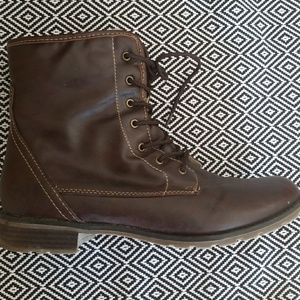 Brown Combat Boot EUC